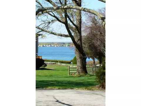 6 Crawford Ave, Warwick, RI 02889 photo 4