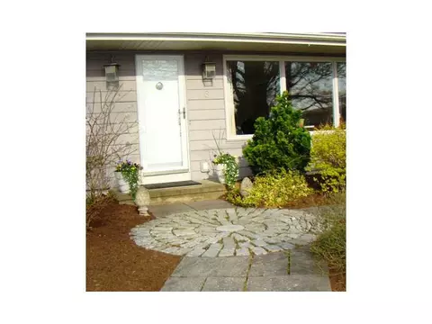 6 Crawford Ave, Warwick, RI 02889 photo 6
