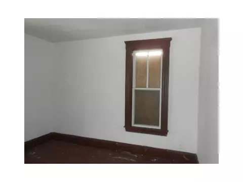 406 Front St, Woonsocket, RI 02895 photo 9