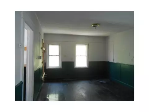 406 Front St, Woonsocket, RI 02895 photo 12