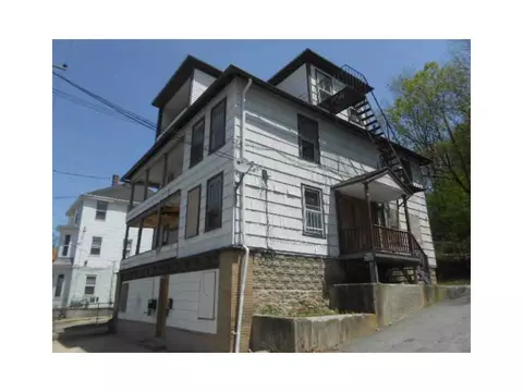 406 Front St, Woonsocket, RI 02895 photo 3