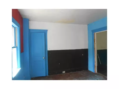 406 Front St, Woonsocket, RI 02895 photo 16