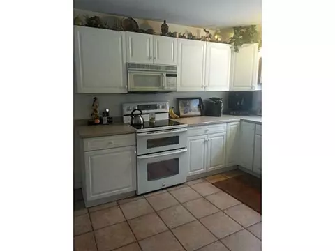 95 Stony Ln, Exeter, RI 02822 photo 2