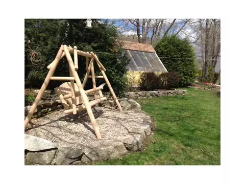 62 Marian Ln, Woonsocket, RI 02895 photo 9