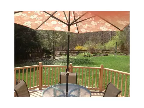 62 Marian Ln, Woonsocket, RI 02895 photo 5