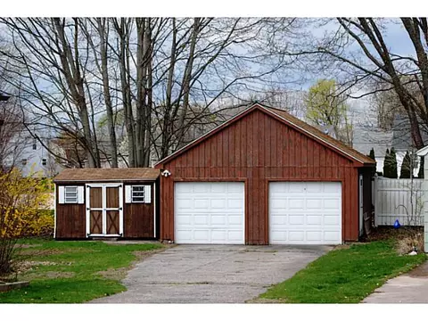 37 Clark St, Westerly, RI 02891 photo 12