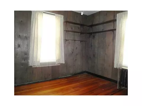 37 Clark St, Westerly, RI 02891 photo 11