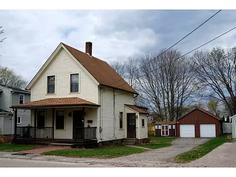 37 Clark St, Westerly, RI 02891 photo 1