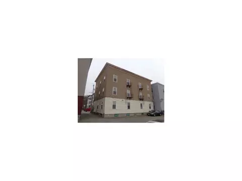 379 E School St, Woonsocket, RI 02895 photo 9