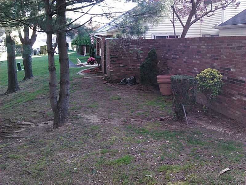 801 Williamsburg Cir, Warwick, RI 02886 photo 6