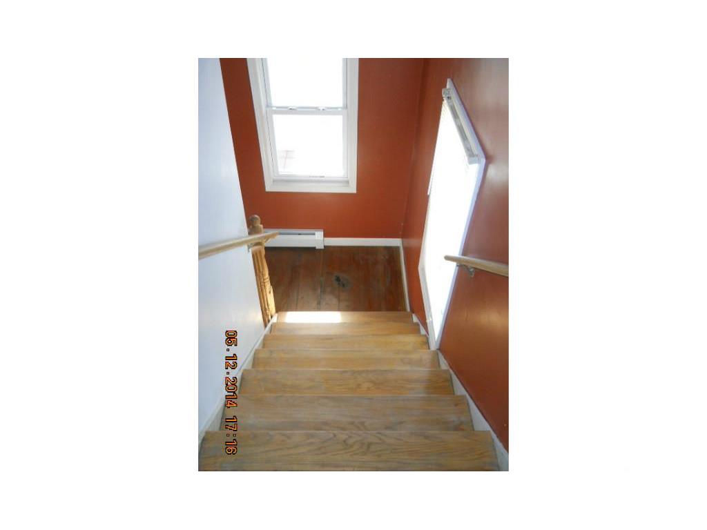 30 Powhatan St, Warwick, RI 02889 photo 17