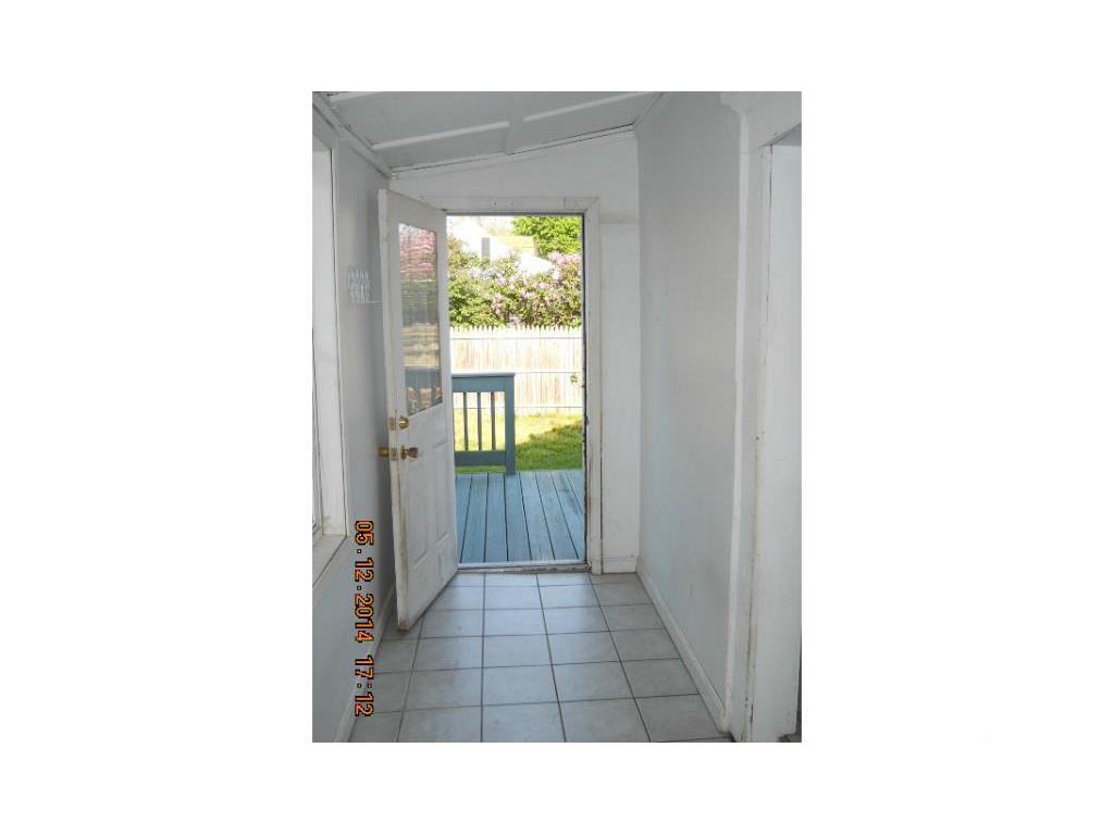 30 Powhatan St, Warwick, RI 02889 photo 11