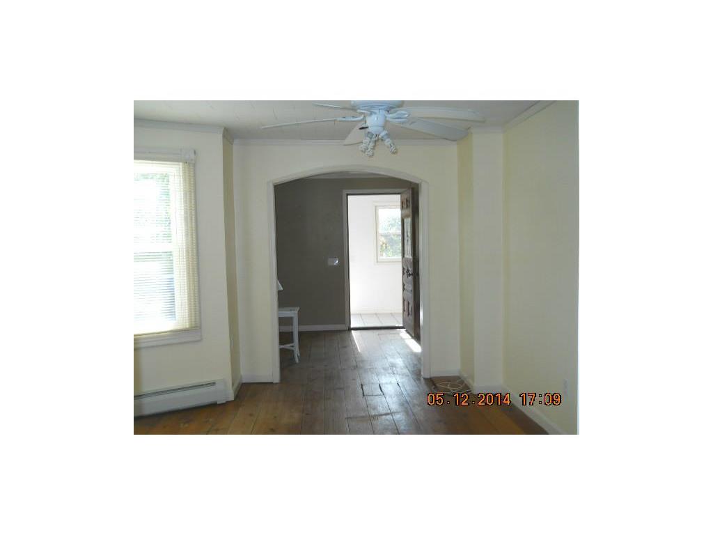 30 Powhatan St, Warwick, RI 02889 photo 5