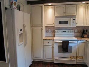 27 Harmony Ct, Warwick, RI 02889 photo 9