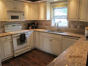 27 Harmony Ct, Warwick, RI 02889 photo 6