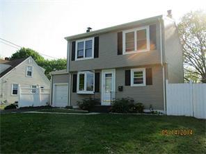 27 Harmony Ct, Warwick, RI 02889 photo 1