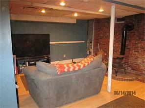 27 Harmony Ct, Warwick, RI 02889 photo 13