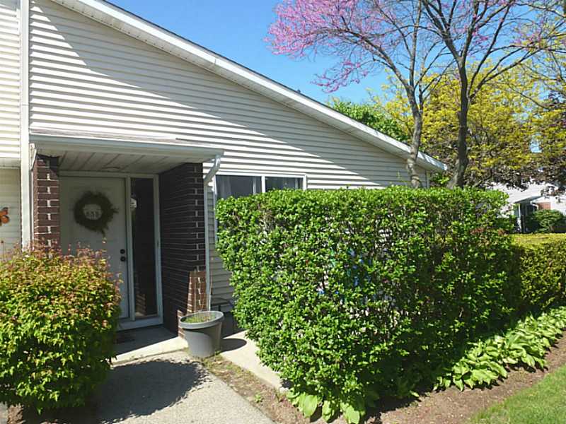 853 Halifax Dr, Warwick, RI 02886 photo 1