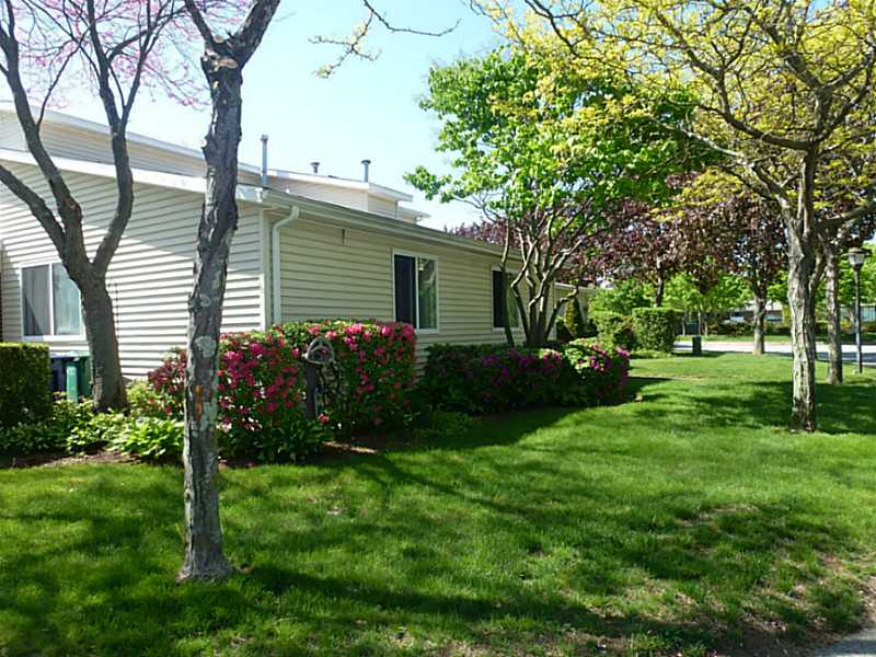 853 Halifax Dr, Warwick, RI 02886 photo 20