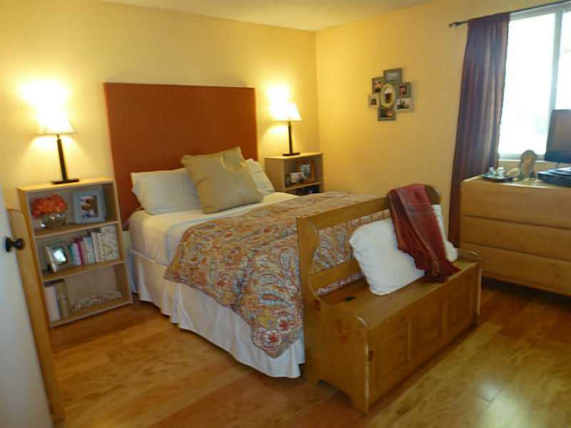 853 Halifax Dr, Warwick, RI 02886 photo 11