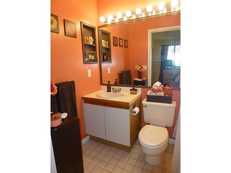 853 Halifax Dr, Warwick, RI 02886 photo 14