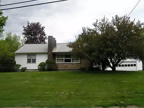 696 Central St, Burrillville, RI 02830 photo 1