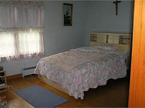 696 Central St, Burrillville, RI 02830 photo 15
