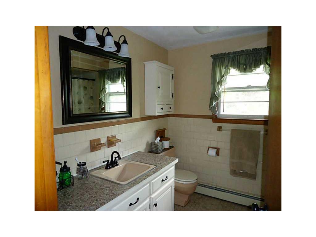 15 Laforge Dr, Coventry, RI 02816 photo 8