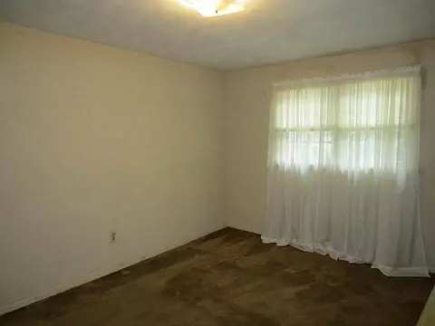 47 Taplow St, Warwick, RI 02889 photo 10