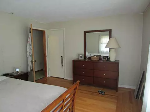 47 Taplow St, Warwick, RI 02889 photo 9