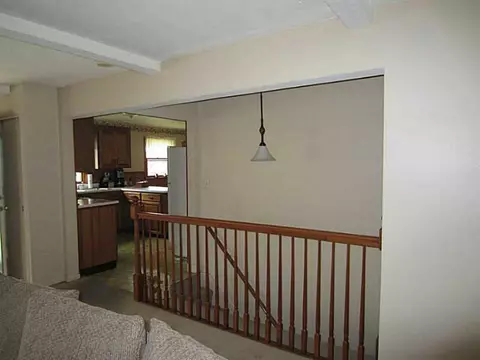 47 Taplow St, Warwick, RI 02889 photo 5