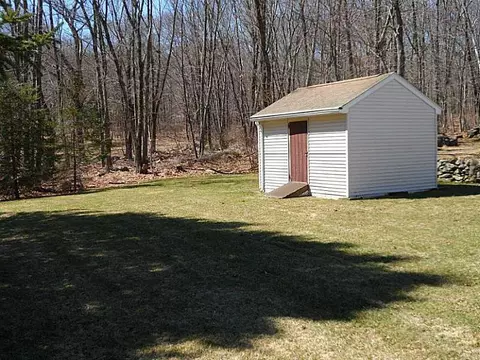 16 Marian Ln, Woonsocket, RI 02895 photo 17