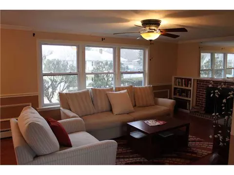 52 Killdeer Rd, Warwick, RI 02888 photo 4