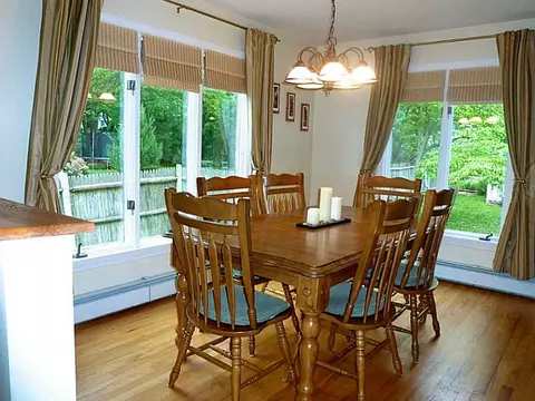9 Pine Ave, Barrington, RI 02806 photo 3