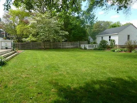 9 Pine Ave, Barrington, RI 02806 photo 13