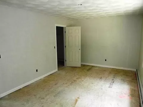 136 Nipmuc Rd, Foster, RI 02825 photo 5