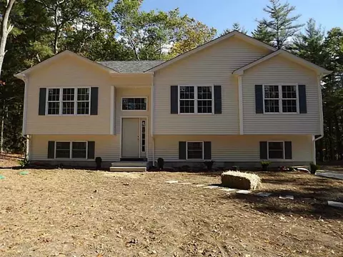 136 Nipmuc Rd, Foster, RI 02825 photo 1