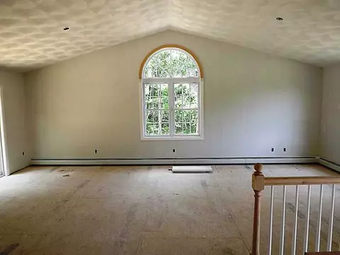 136 Nipmuc Rd, Foster, RI 02825 photo 4