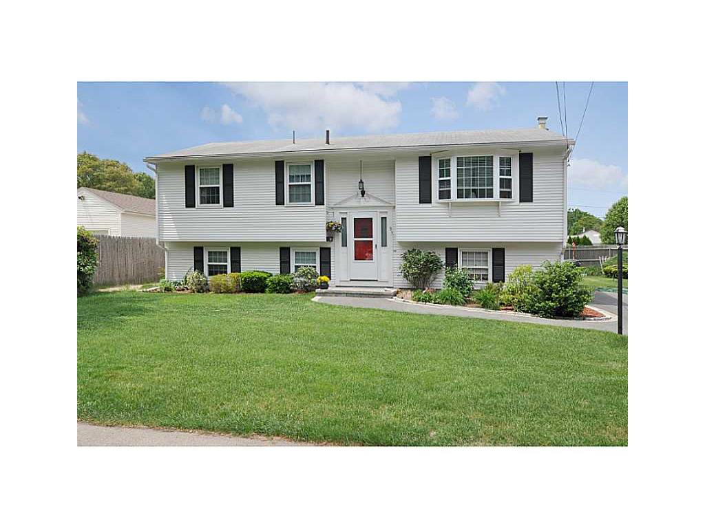 9 Lewis St, Warwick, RI 02886 photo 1