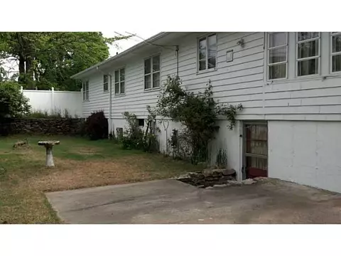 3 Anderson Ave, Warwick, RI 02888 photo 5
