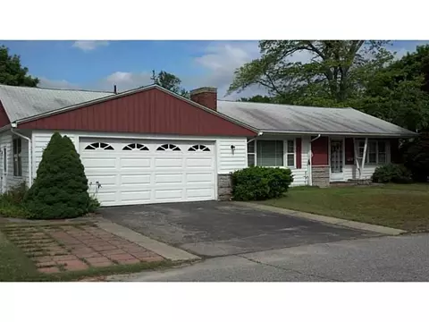 3 Anderson Ave, Warwick, RI 02888 photo 1