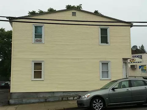 278 Bernon St, Woonsocket, RI 02895 photo 2