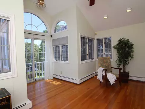136 Beacon Ave, Warwick, RI 02889 photo 17