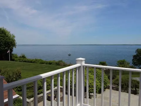 136 Beacon Ave, Warwick, RI 02889 photo 20