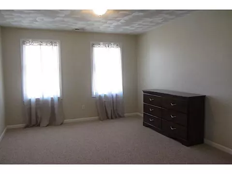 7 Vanstone Ave, Warwick, RI 02889 photo 11
