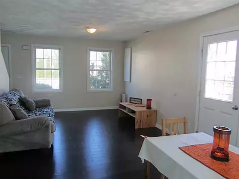 7 Vanstone Ave, Warwick, RI 02889 photo 5