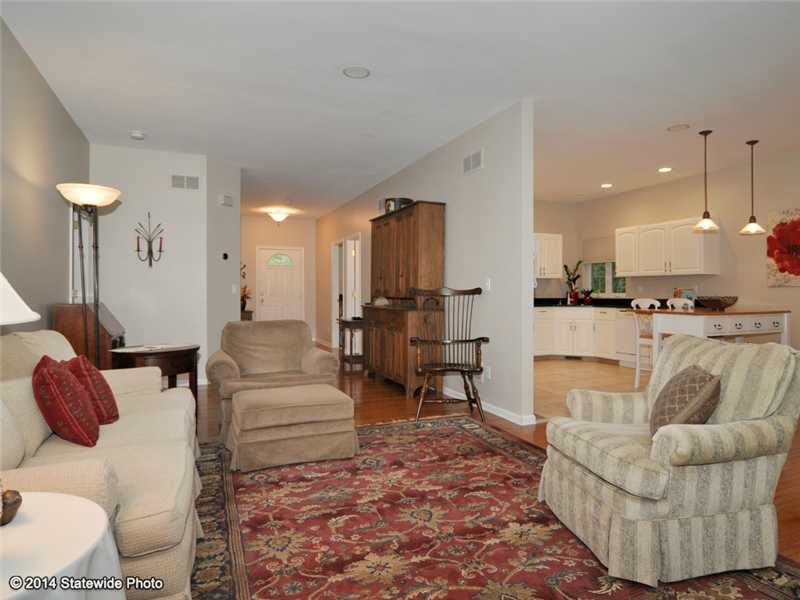 12 Intervale Rd, Smithfield, RI 02917 photo 3