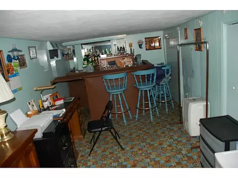 193 Knight St, Woonsocket, RI 02895 photo 17