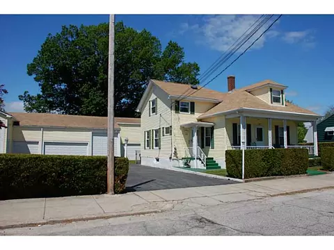193 Knight St, Woonsocket, RI 02895 photo 1