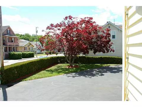 193 Knight St, Woonsocket, RI 02895 photo 6